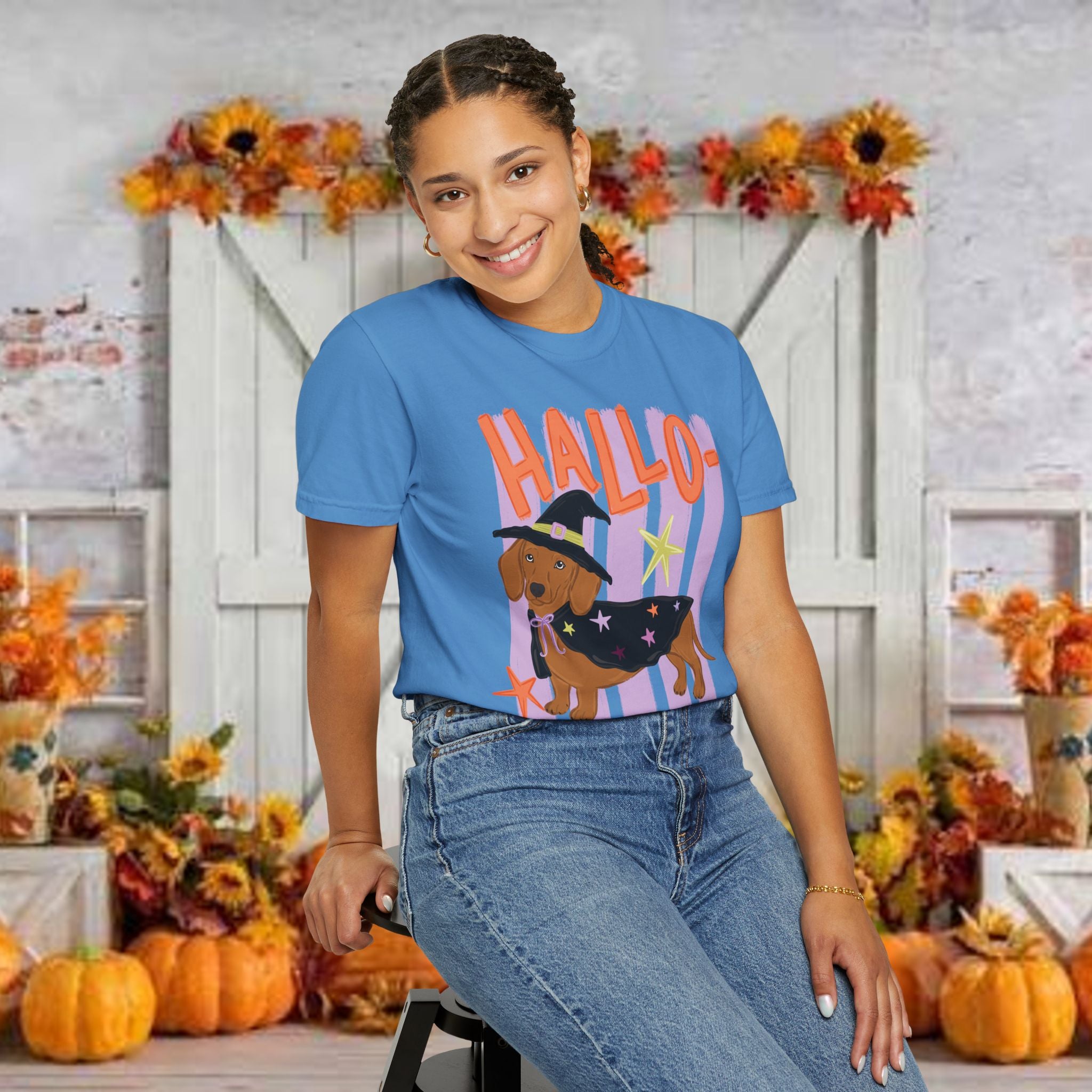 Hallo-Weenie Dachshund T-Shirt — Cute Dog in Witch Costume Graphic Tee