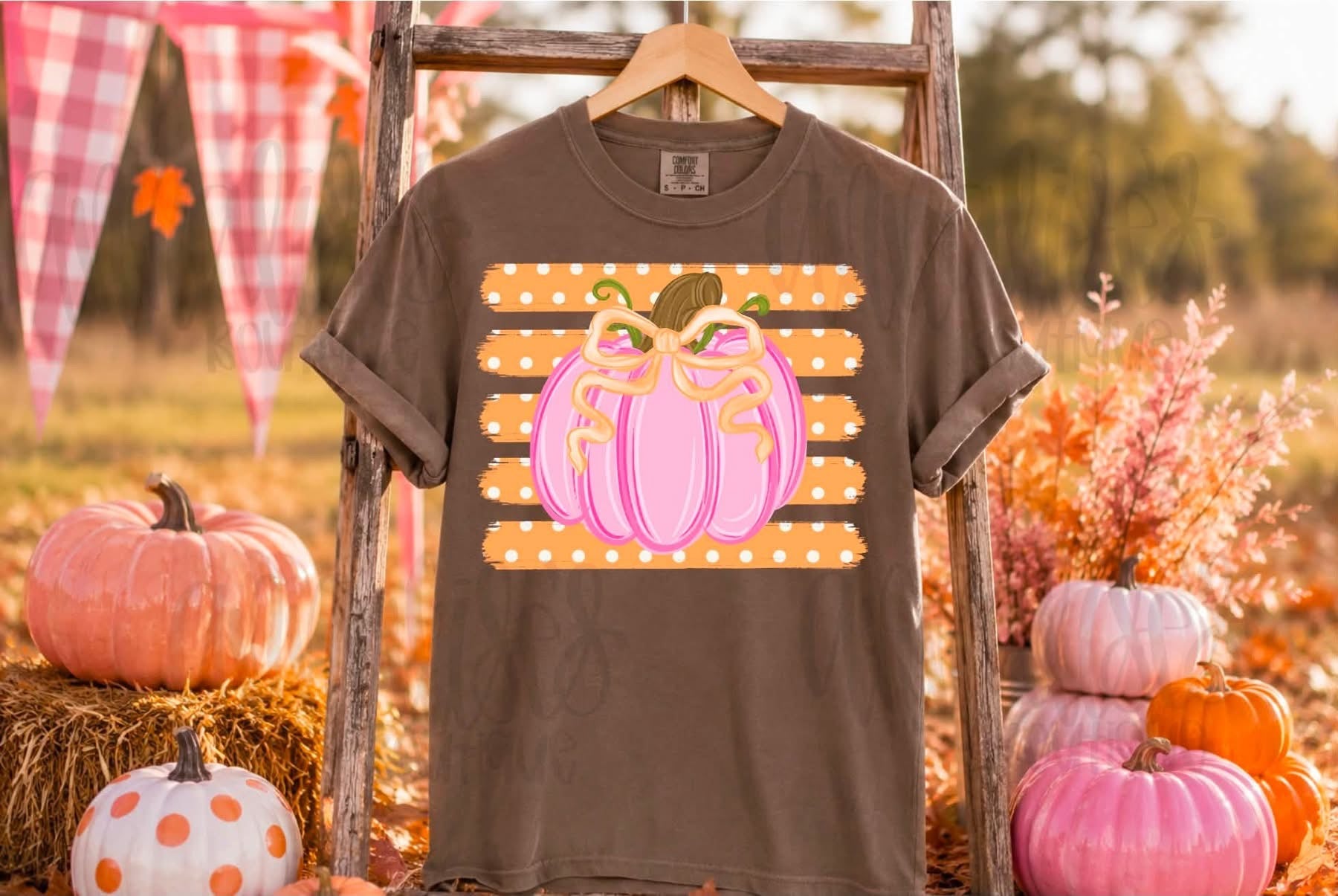 Pink Pumpkin Graphic T-Shirt — Cute Fall Halloween Tee