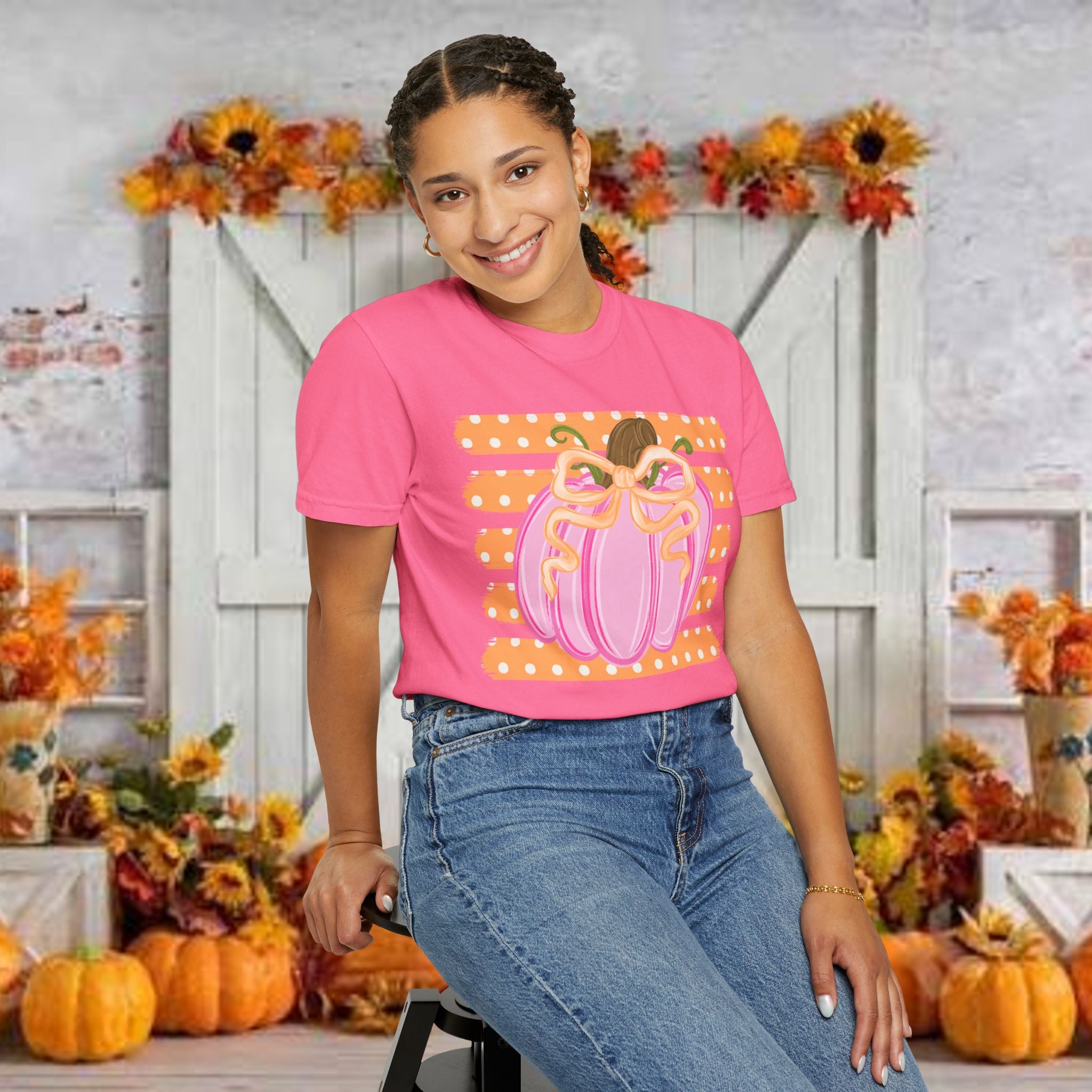 Pink Pumpkin Graphic T-Shirt — Cute Fall Halloween Tee