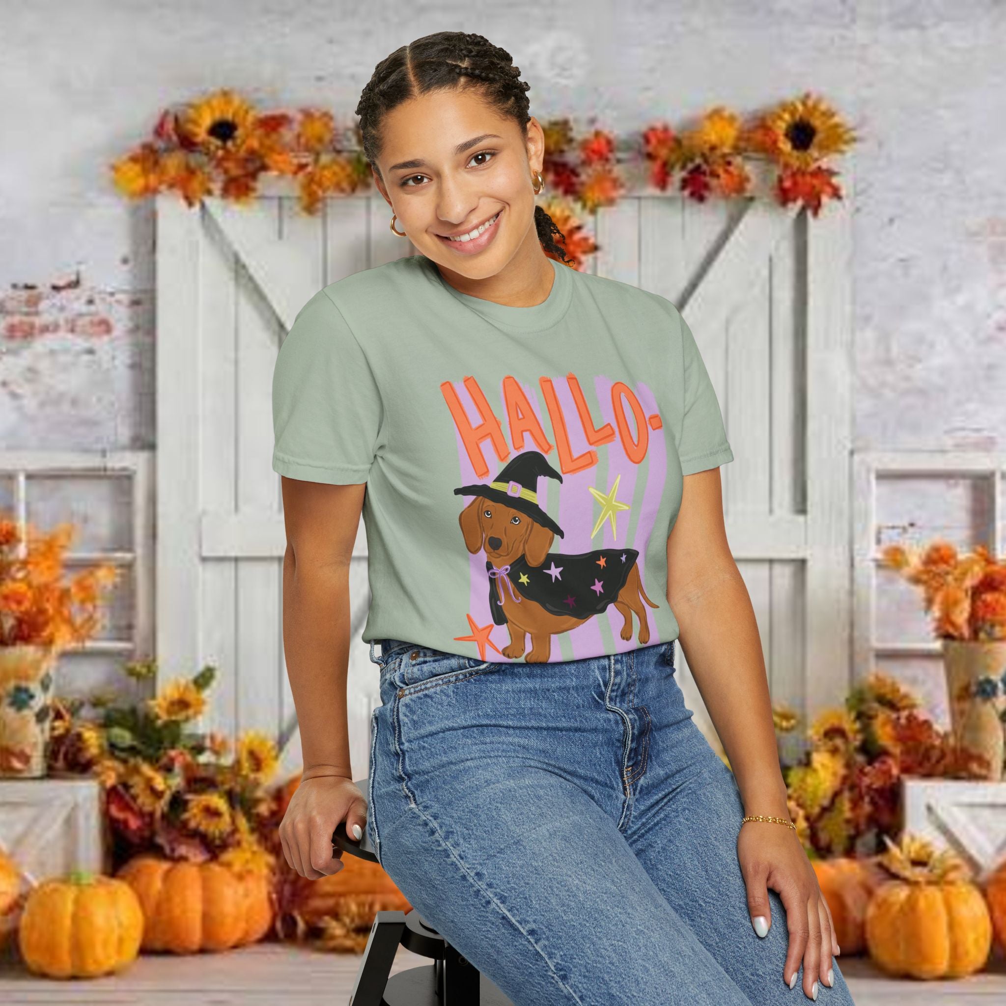 Hallo-Weenie Dachshund T-Shirt — Cute Dog in Witch Costume Graphic Tee