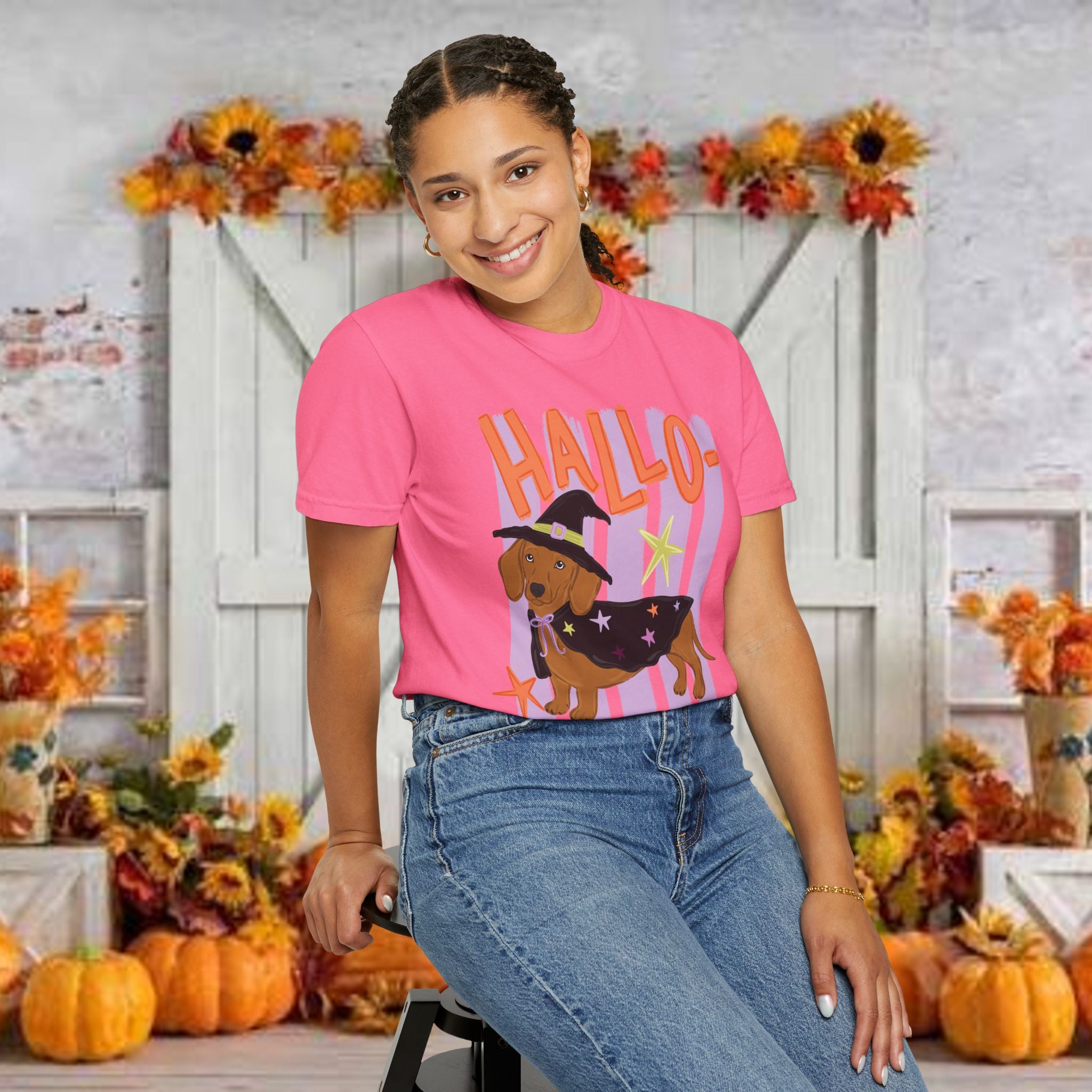 Hallo-Weenie Dachshund T-Shirt — Cute Dog in Witch Costume Graphic Tee