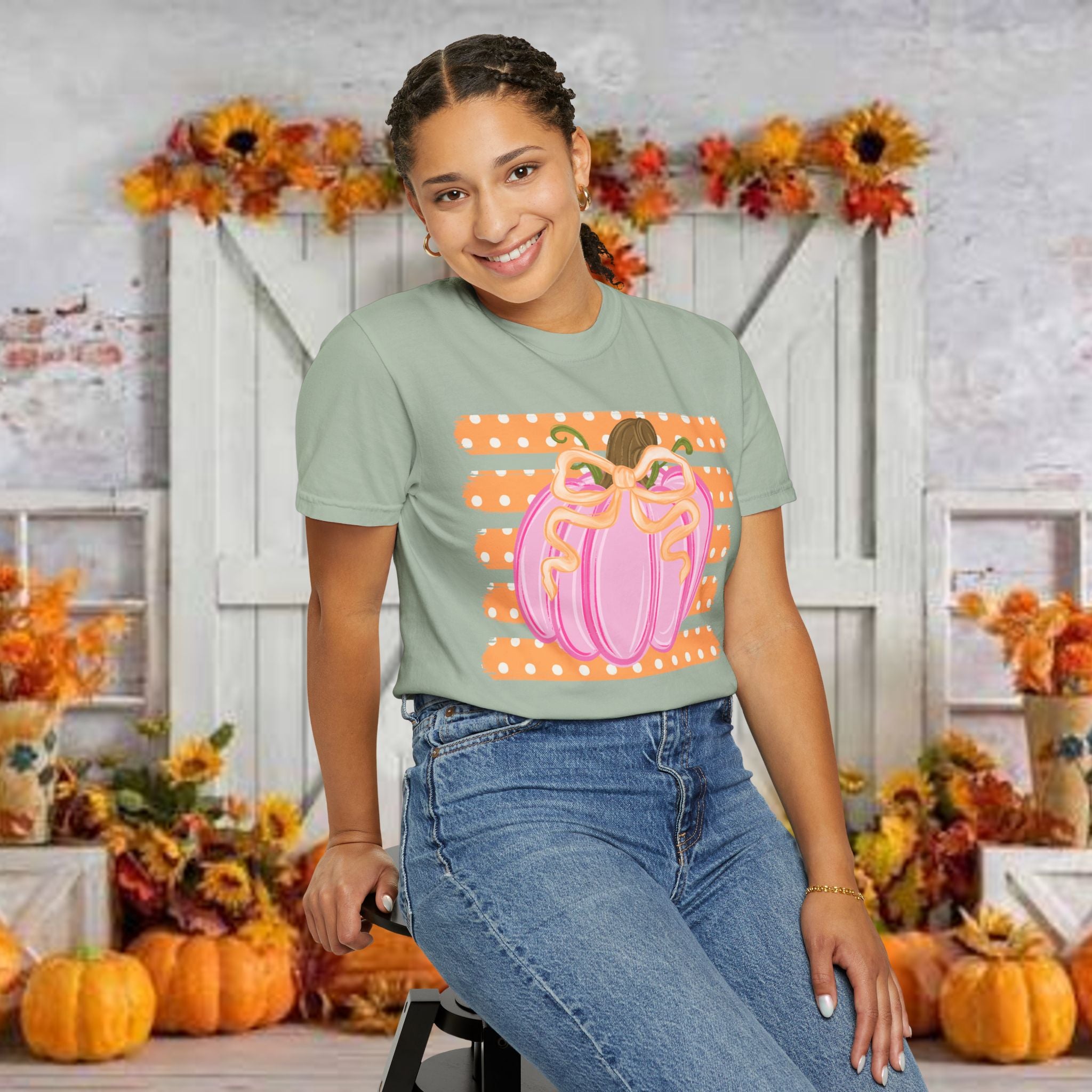 Pink Pumpkin Graphic T-Shirt — Cute Fall Halloween Tee