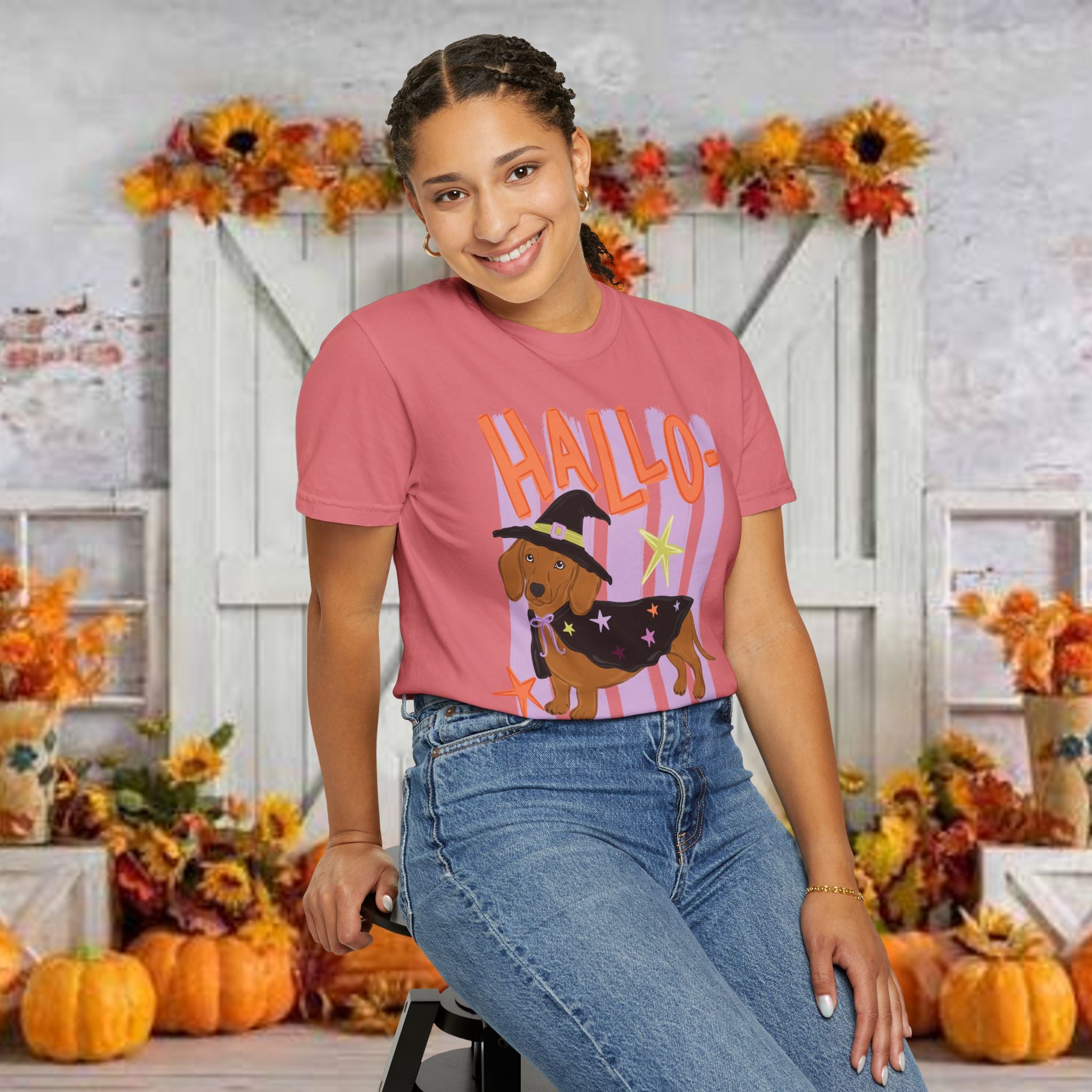 Hallo-Weenie Dachshund T-Shirt — Cute Dog in Witch Costume Graphic Tee