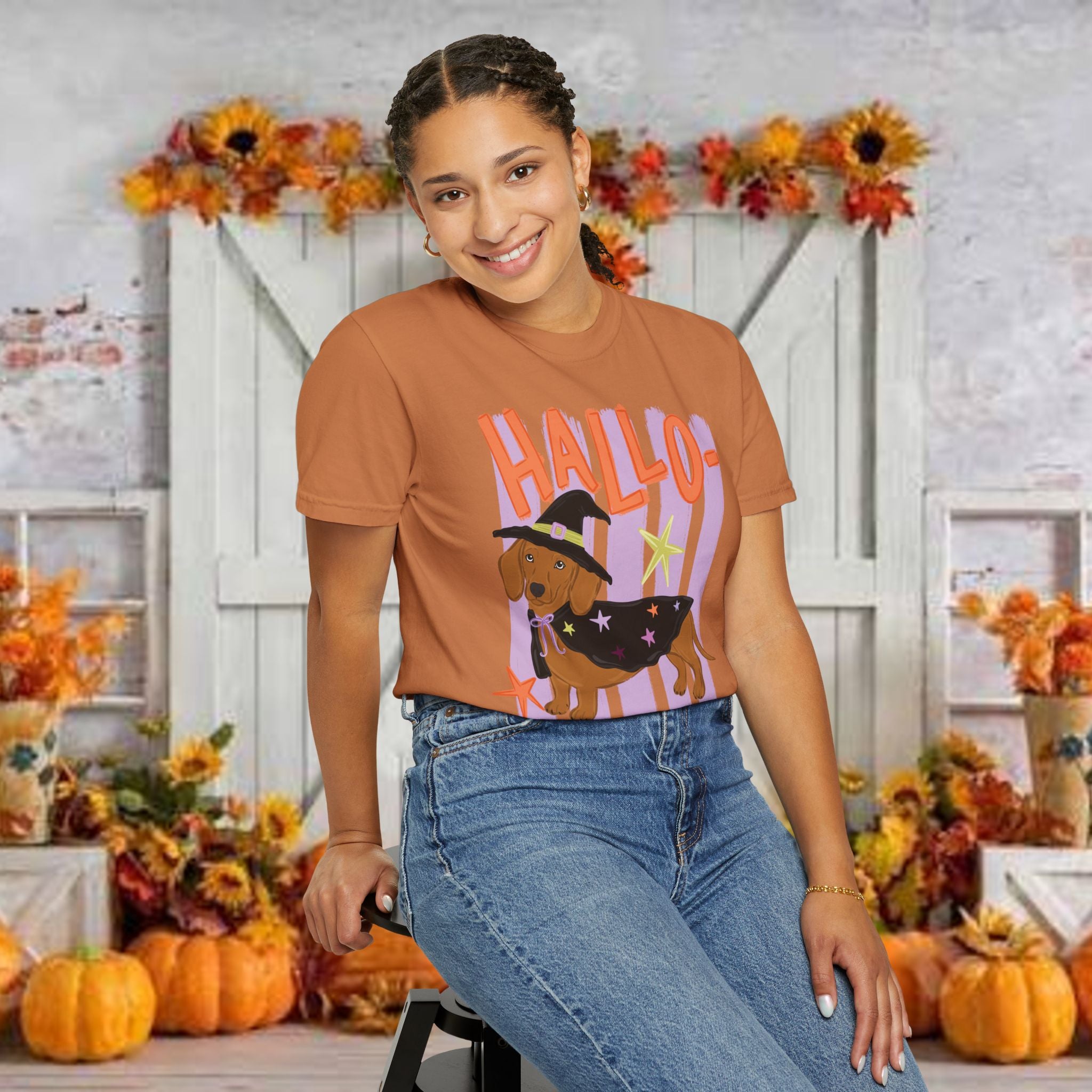 Hallo-Weenie Dachshund T-Shirt — Cute Dog in Witch Costume Graphic Tee