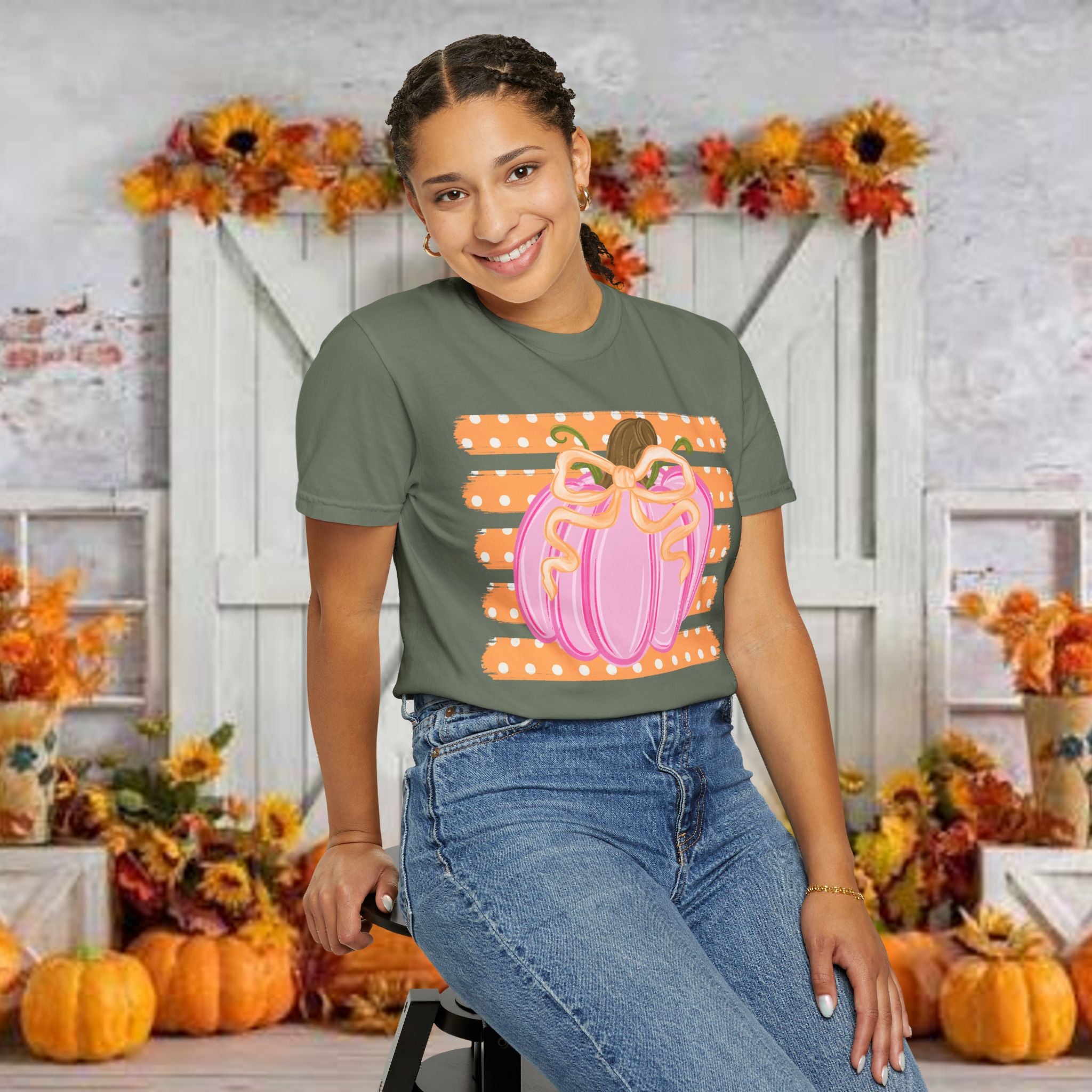 Pink Pumpkin Graphic T-Shirt — Cute Fall Halloween Tee