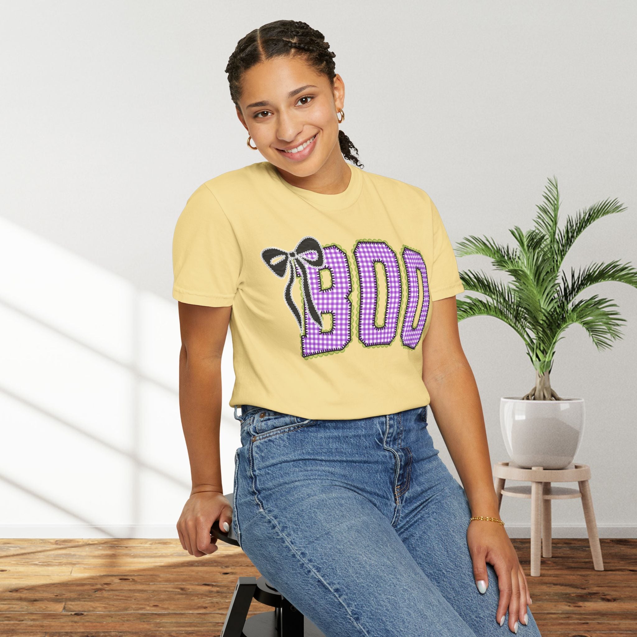 Boo Sparkle Tee — Cute Halloween BOO Graphic T-Shirt with Bow